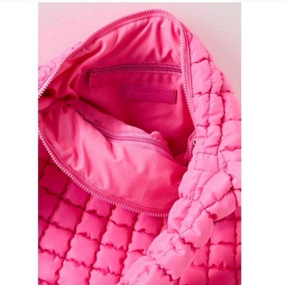Free People Movement Quilted Carryall Bag in Sour Citrus Or Bubblegum NWT - Picture 6 of 6